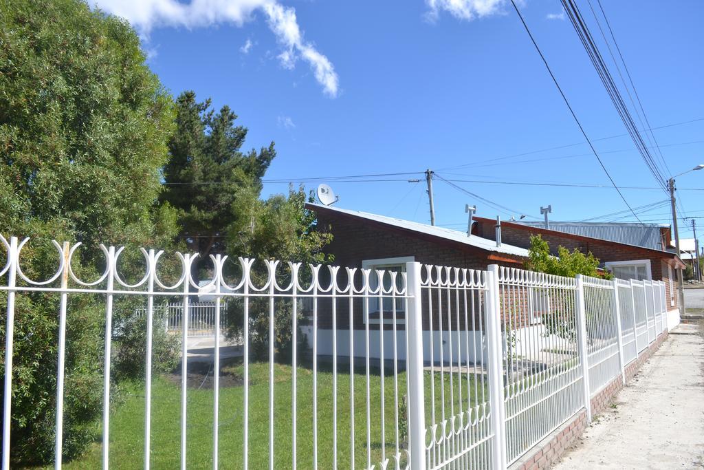 Departamentos Lizkar Esquel Exterior foto